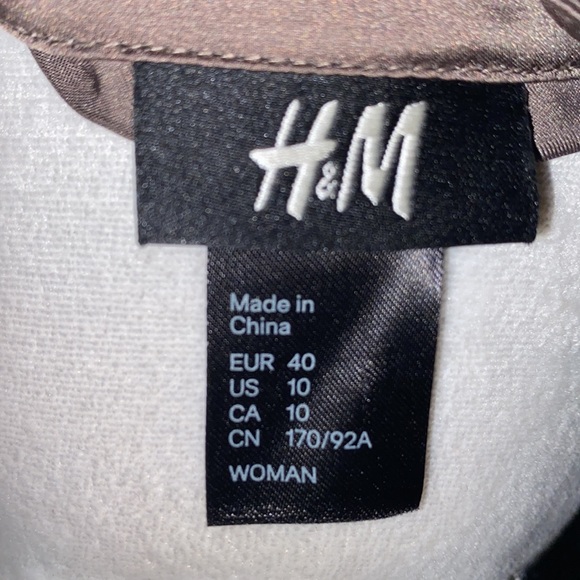 H&M Silky Dress!! - Picture 4 of 4